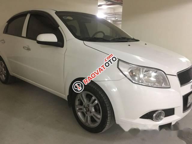 Bán Chevrolet Aveo đời 2015, màu trắng -0