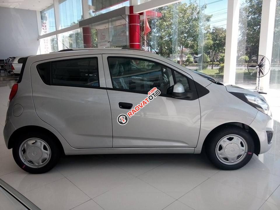 Chevrolet Spark Duo, hỗ trợ ngân hàng 70 triệu lấy xe, thuế 2%, bảo hành 3 năm, LH Nhung 0975768960-4