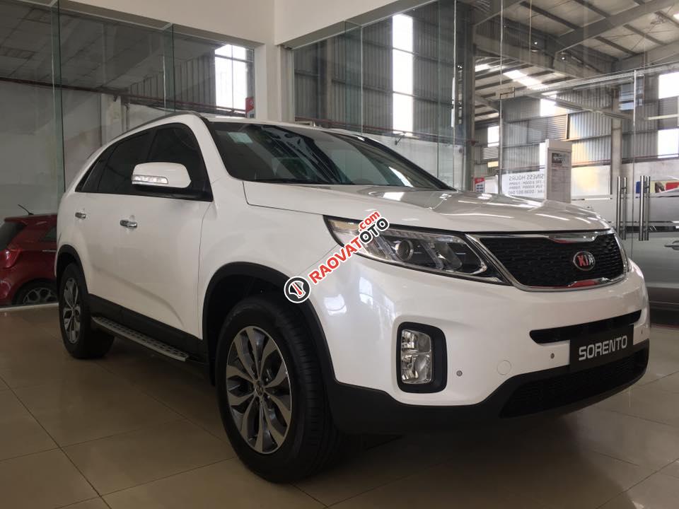 New Sorento 2018 giá khuyến mãi cực sốc, duy nhất tại Kia Bình Triệu, hỗ trợ 100% thủ tục ngân hàng. LH 091.4444.847-3