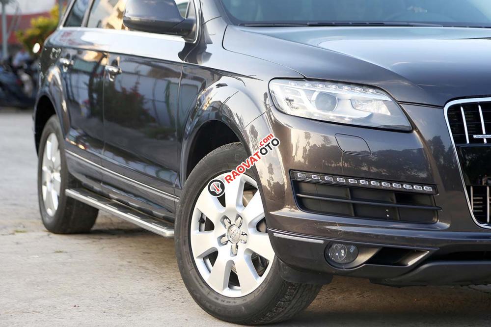 Cần bán Audi Q7 3.6 Quattro Premium đời 2010, màu xám, nhập khẩu-9