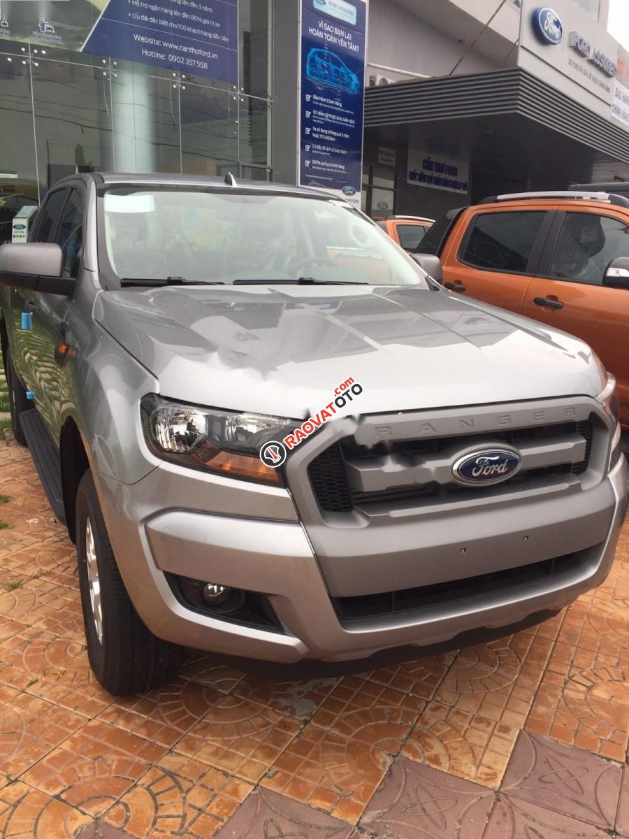 Bán xe Ford Ranger XLS 2.2L 4x2 AT đời 2017, màu ghi vàng, nhập khẩu nguyên chiếc, 675tr-3