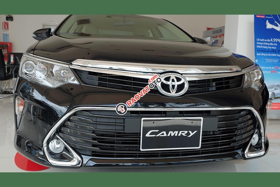 Bán Toyota Camry 2.0E model 2018 giá cạnh tranh, tặng phụ kiện chính hãng, hỗ trợ trả góp 80% giá trị xe-3