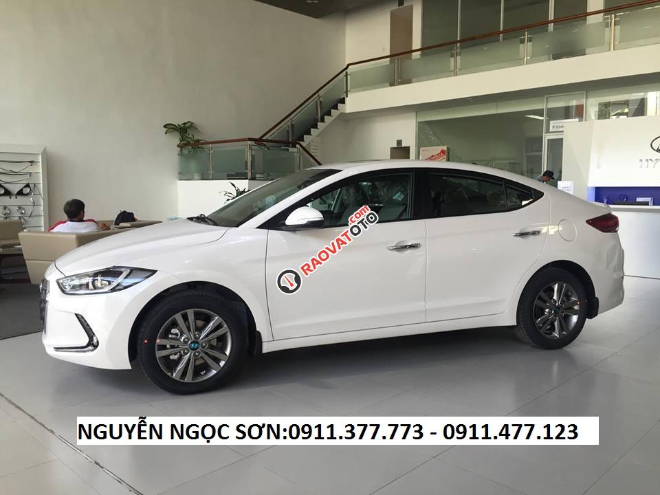 Bán Hyundai Elantra, góp 90% xe giá cực rẻ tại Đà Nẵng, hỗ trợ Grab, uber, LH Ngọc Sơn: 0911.377.773-0