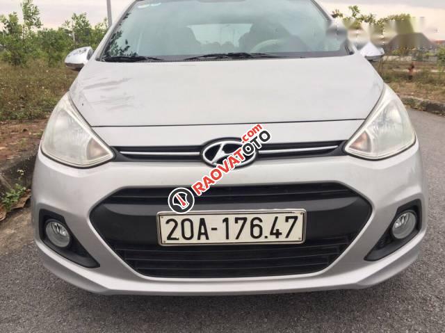 Bán Hyundai Grand i10 1.0AT đời 2016, màu bạc số tự động, 349tr-1