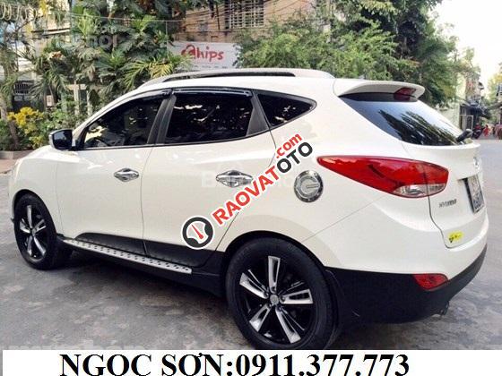 Cần bán Hyundai Tucson mới, màu trắng, LH Ngọc Sơn: 0911377773-2