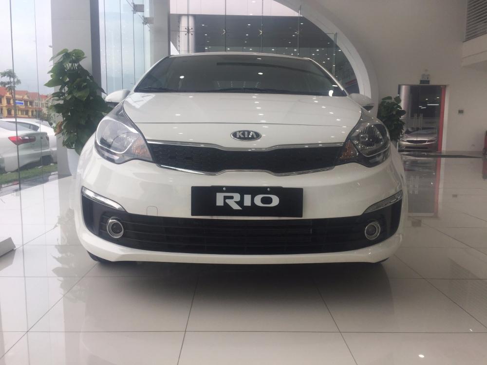 Cần bán xe Kia Rio 2017, màu trắng, nhập khẩu, 520 triệu-1