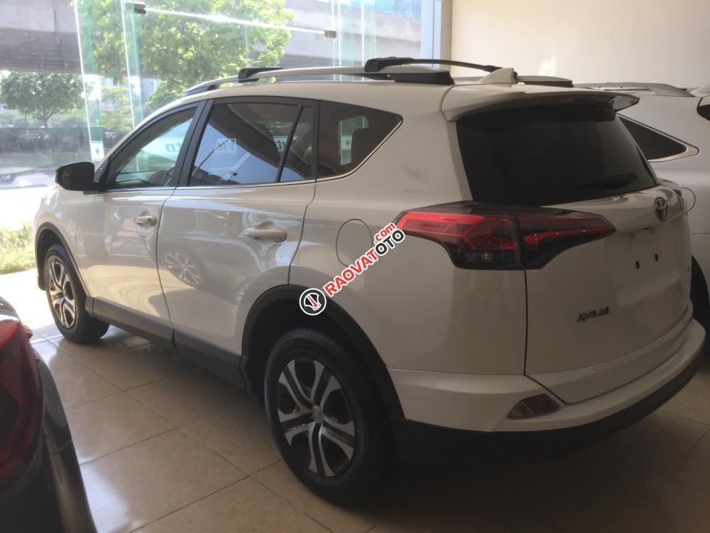 Bán ô tô Toyota RAV4 LE sản xuất 2017, màu trắng, xe nhập Mỹ-2