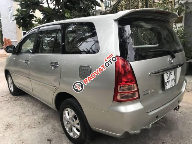 Bán Toyota Innova G sản xuất 2006, màu bạc-3