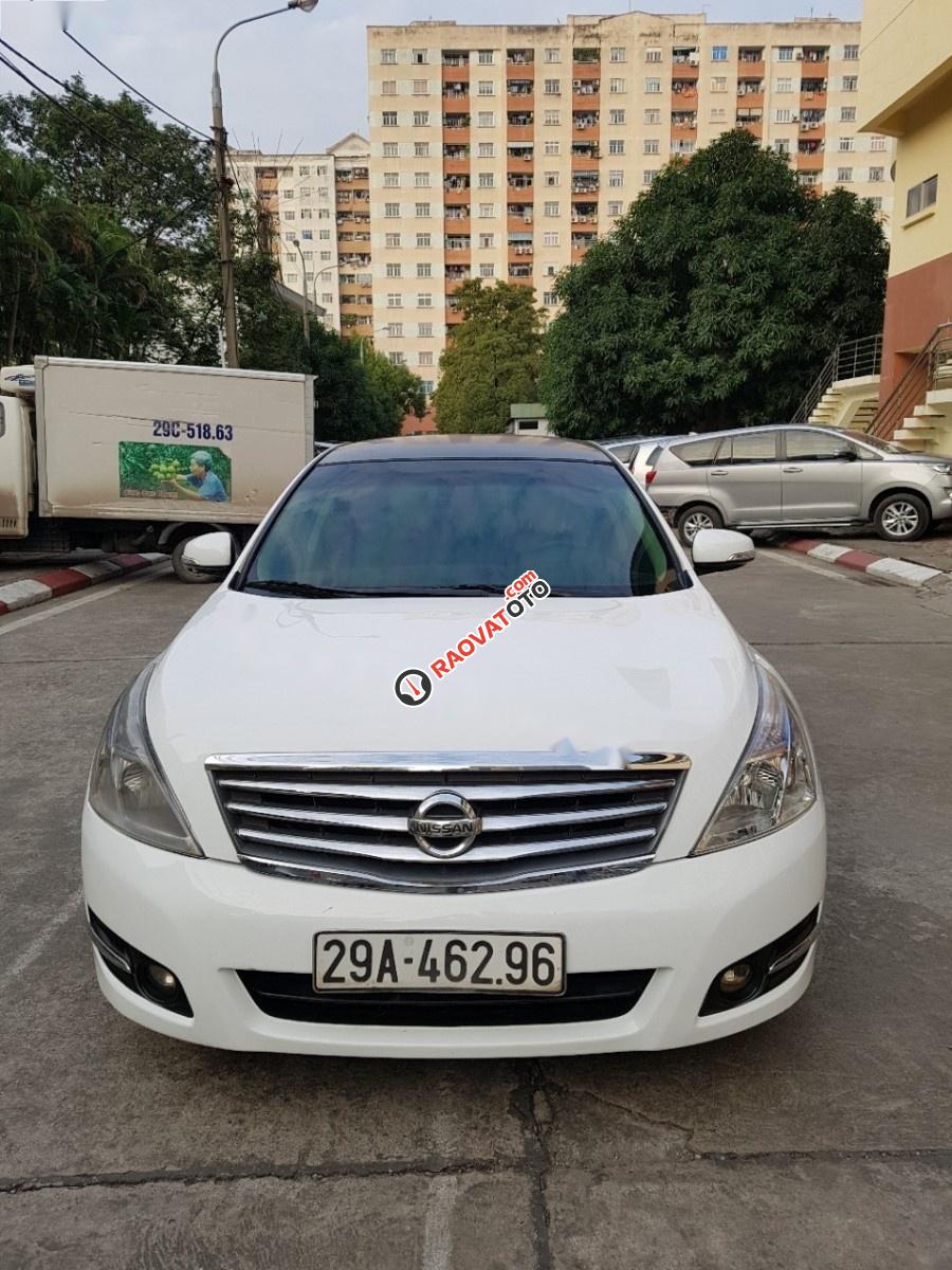 Cần bán lại xe Nissan Teana 2.0 AT đời 2010, màu trắng, nhập khẩu nguyên chiếc chính chủ, giá 550tr-8