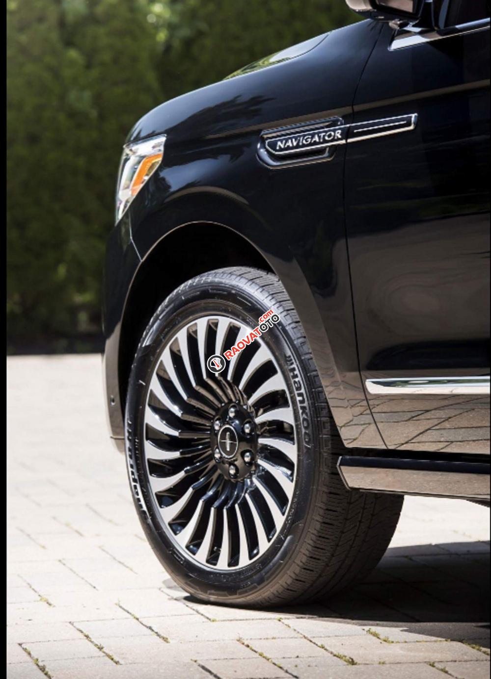 Bán Lincoln Navigator Black Label 2018, màu đen, xe nhập Mỹ, full options, xe giao ngay-2