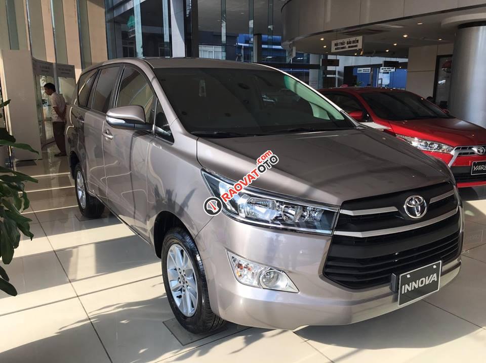 Toyota Innova E đời 2018, giảm giá cực sâu, tặng thêm gói phụ kiện, hỗ trợ mua xe trả góp-19