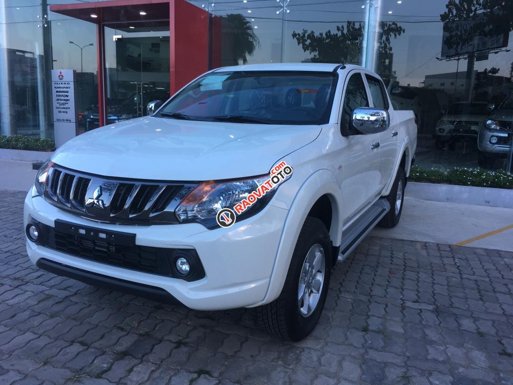 Bán Mitsubishi Triton 4x2MT 2018, màu trắng, xe nhập, giá chỉ 560 triệu-1