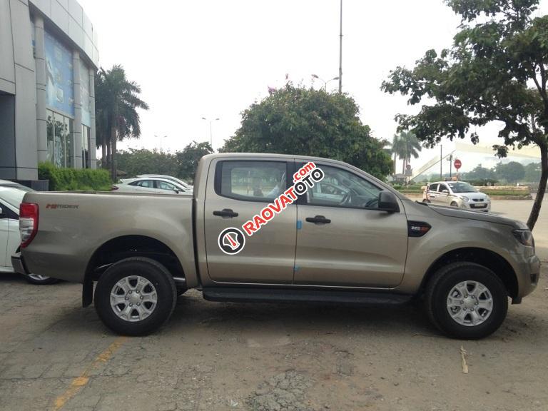 Ford Ranger XLS AT, giá tốt nhất thị trường, xe giao ngay, hỗ trợ vay ngân hàng 80% giá xe-2