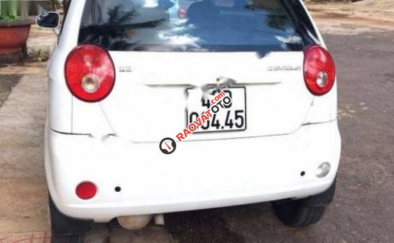 Cần bán Chevrolet Spark Van 0.8 MT đời 2010, màu trắng, 110tr-0