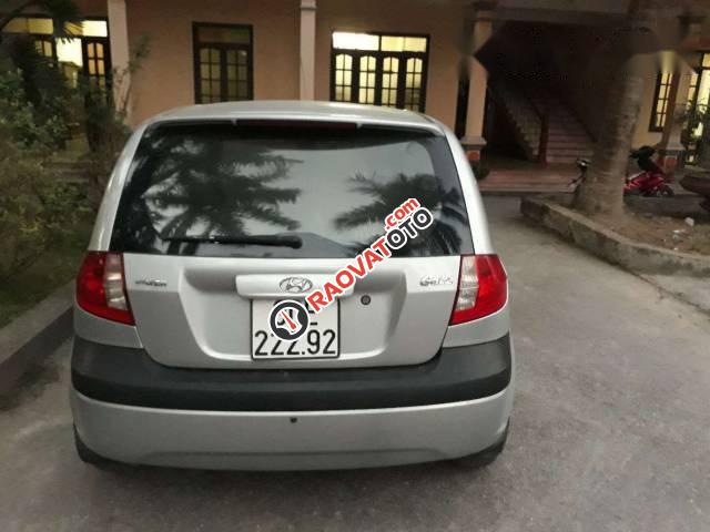 Bán Hyundai Getz đời 2009, màu bạc-0