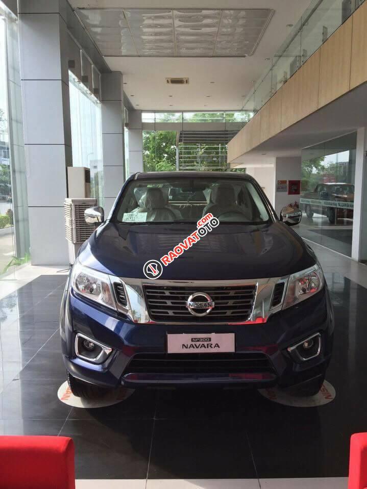 Bán Nissan Navara - khuyến mãi cuối năm hấp dẫn chỉ còn 609tr. Liên hệ: 0915 049 461-0