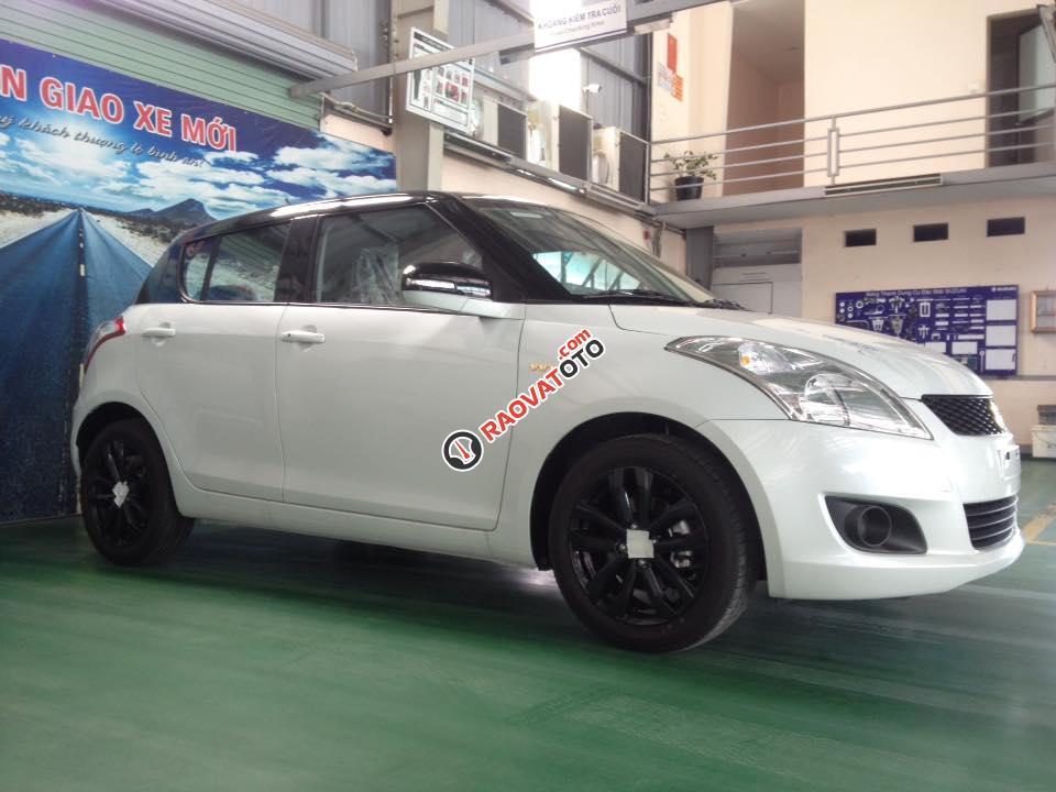 Bán xe Suzuki Swift RS đời 2017, màu trắng một chiếc duy nhất-3