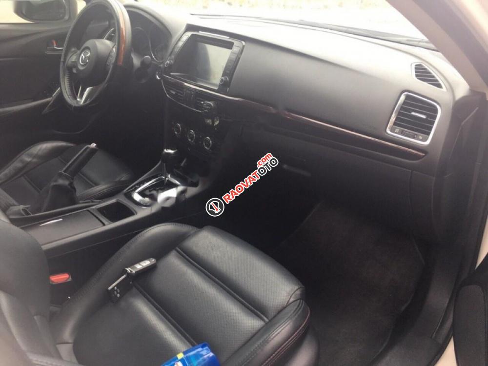 Bán ô tô Mazda 6 2.0 AT sản xuất 2015, màu trắng số tự động-1