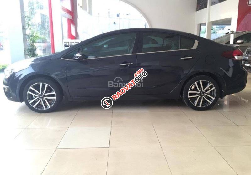 Bán ô tô Kia Cerato đời 2018, màu xanh. Lh hotline 0972 972 221 để được hỗ trợ tốt nhất-1