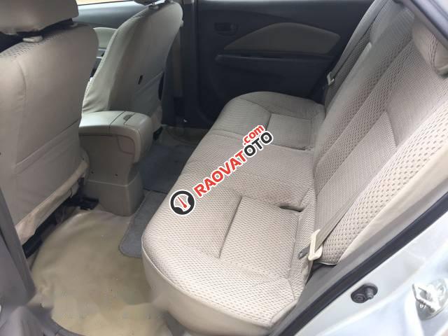 Bán Toyota Vios E năm 2011, màu bạc -3