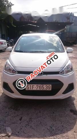 Bán gấp Hyundai Grand i10 2016, màu trắng, xe nhập còn mới-0