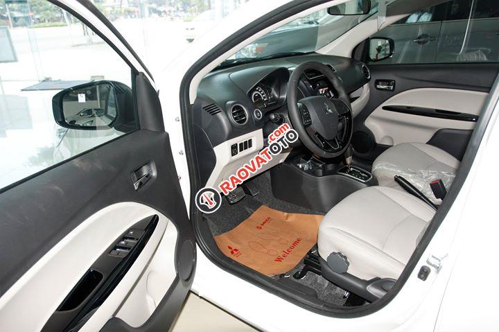 Bán xe Mitsubishi Attrage tại Mitsubishi Quảng Bình có nhiều ưu đãi lớn, giao xe tháng 5/2018. LH 0911 82 1516-12