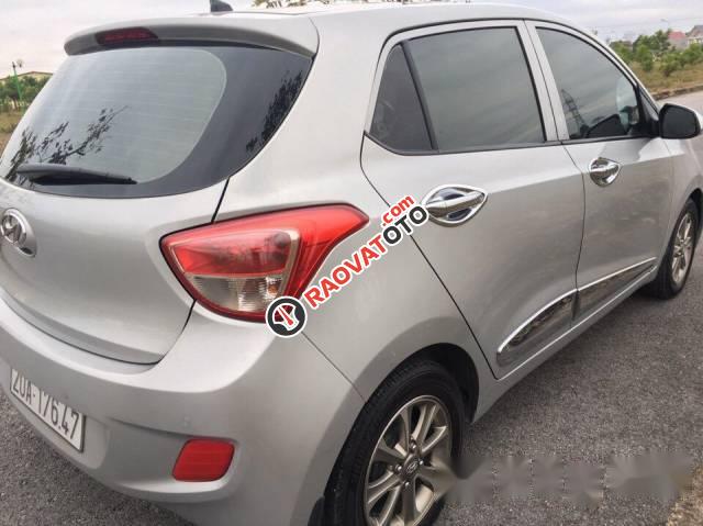 Bán Hyundai Grand i10 1.0AT đời 2016, màu bạc số tự động, 349tr-2