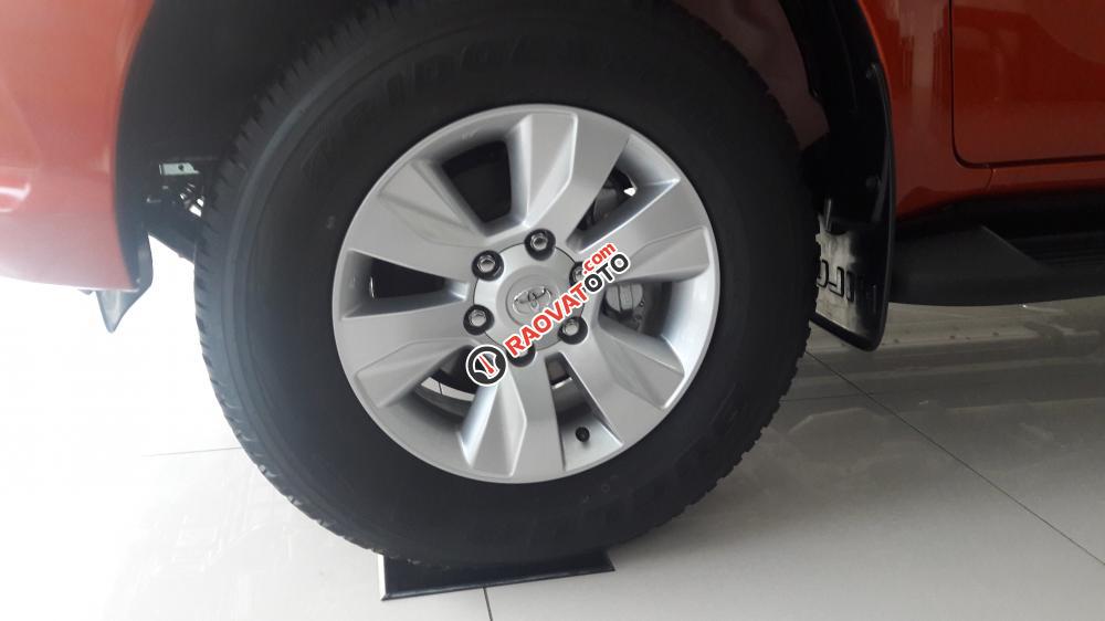 Toyota Hải Dương vô địch về giá Hilux, mua xe tặng lắp thùng + DVD + camera lùi, LH 0906 34 11 11 - Mr Thắng-7