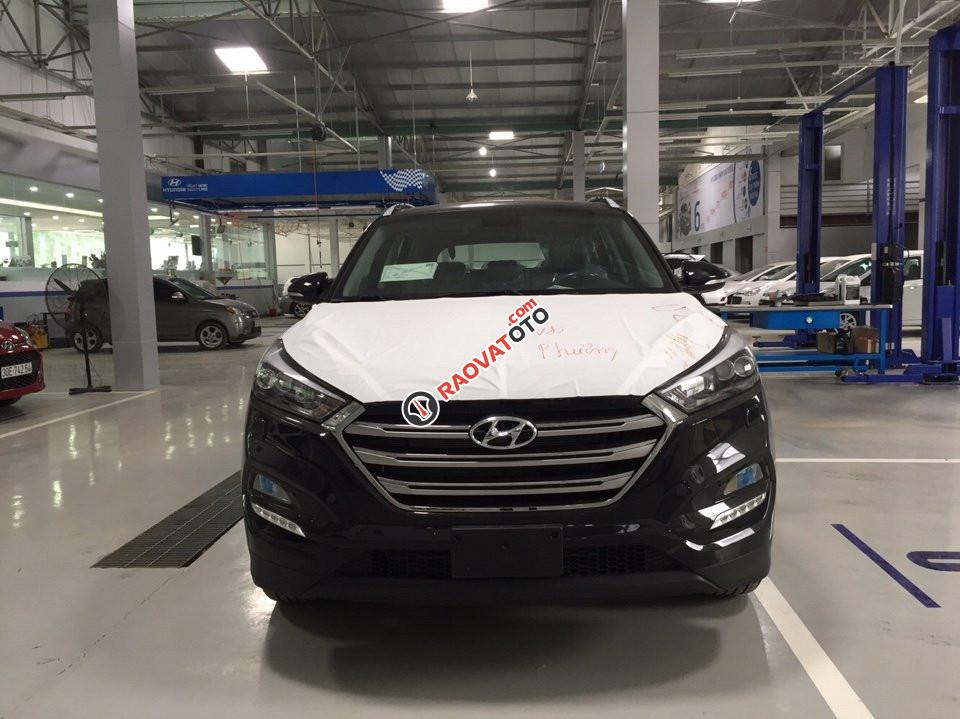 Bán xe Hyundai Tucson Limited 2.0 AT AWD sản xuất 2018, màu đen-0