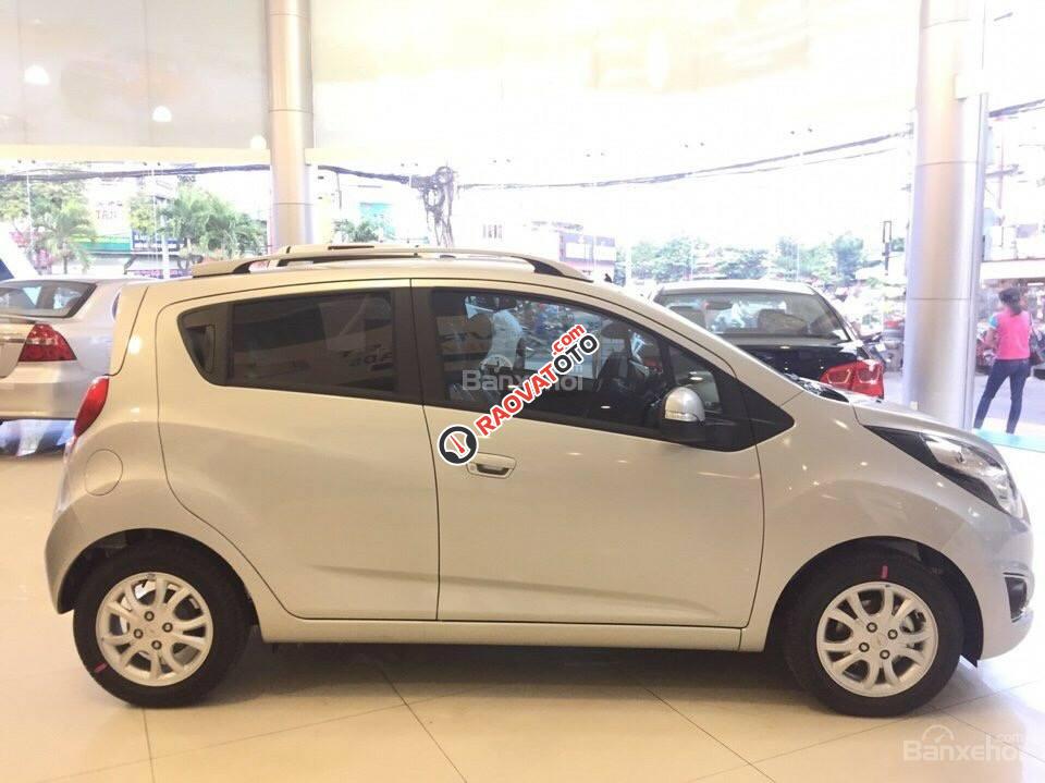 Trả trước tầm 90 triệu, Chevrolet Spark LT, bảo hành 3 năm chính hàng, LH Nhung 0907148849-0