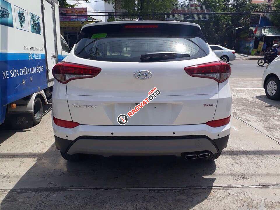 Bán Hyundai Tucson 1.6 AT TGD-i (Turbo) model 2018. Hỗ trợ vay 80% giá trị xe, hotline: 0948945599 - 0935904141-5