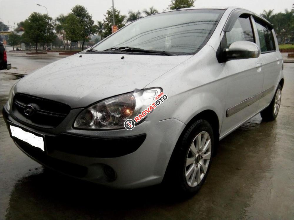 Cần bán gấp Hyundai Getz 1.1 MT sản xuất 2010, màu bạc, nhập khẩu nguyên chiếc, giá tốt-1