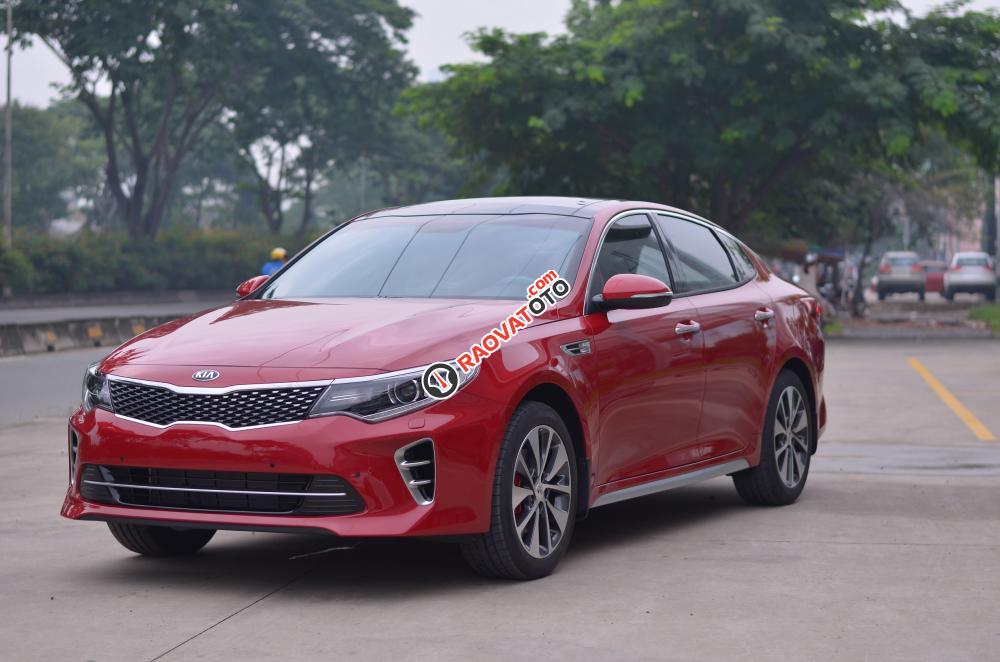 Kia Optima giảm giá cực sốc những ngày cuối năm-3