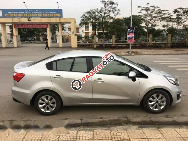 Bán Kia Rio đời 2016, màu bạc  -3