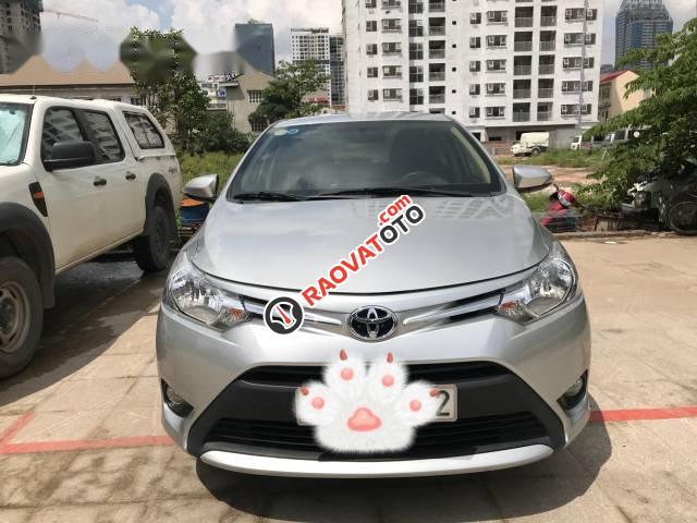 Bán xe Toyota Vios E đời 2016, màu bạc chính chủ, giá 550tr-0