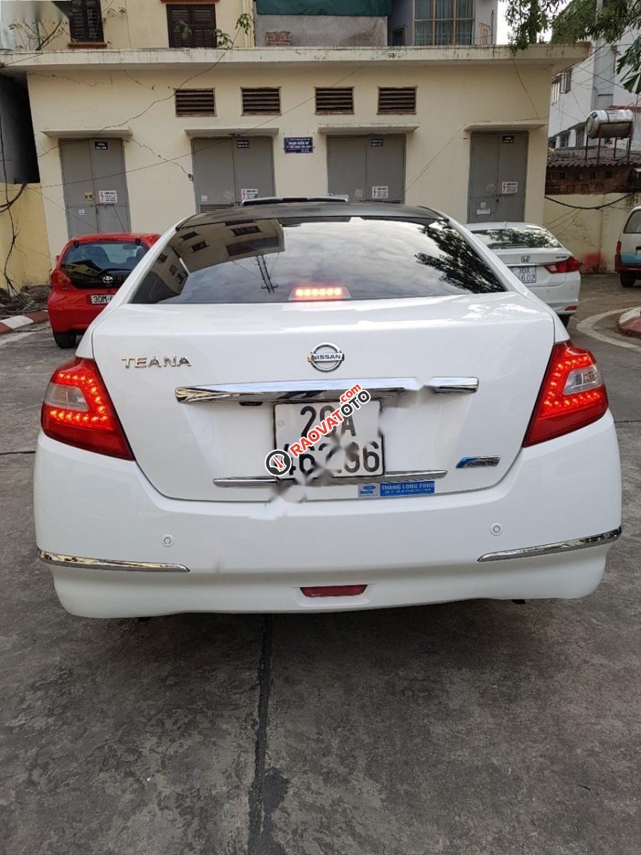 Cần bán lại xe Nissan Teana 2.0 AT đời 2010, màu trắng, nhập khẩu nguyên chiếc chính chủ, giá 550tr-6