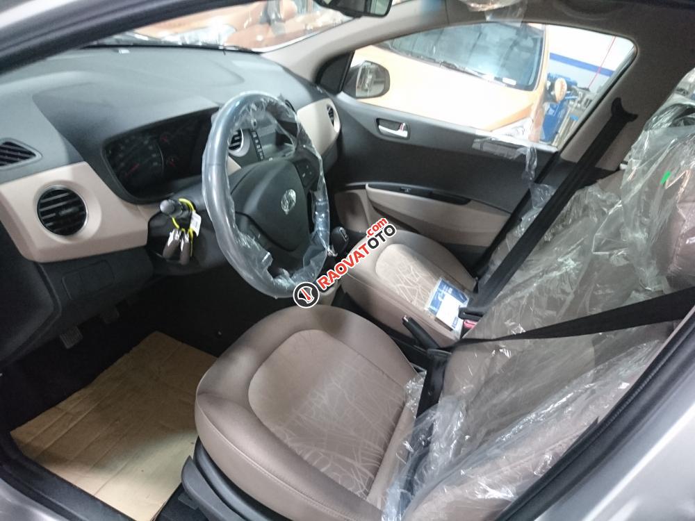 Bán xe Hyundai Grand i10 1.2MT Sedan lắp ráp đời 2018, màu bạc, bản Full option, hỗ trợ trả góp 80%- LH: 0904675566-4