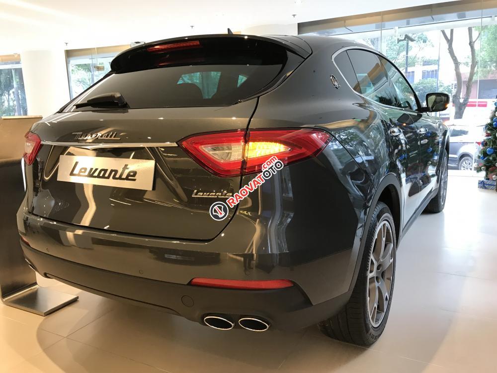 Bán xe Maserati Levante model mới, giá tốt nhất, khuyến mãi khủng khi mua xe Maserati Levante-3