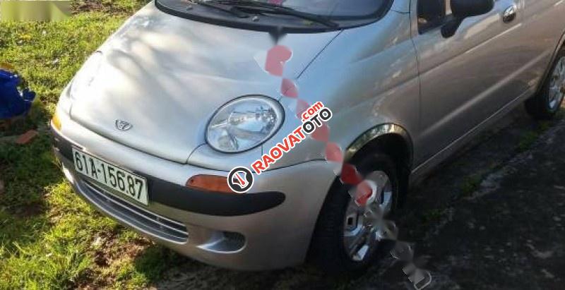 Bán Daewoo Matiz 0.8 MT sản xuất 2000, màu bạc chính chủ, giá tốt-0