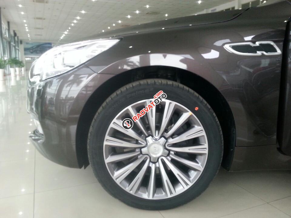 Showroom Kia Biên Hòa bán Quoris(K9), nhập khẩu nguyên chiếc, sang trọng và tiện nghi-3