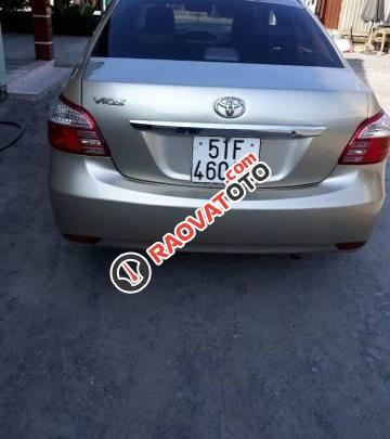 Cần bán Toyota Vios đời 2009, màu bạc -1