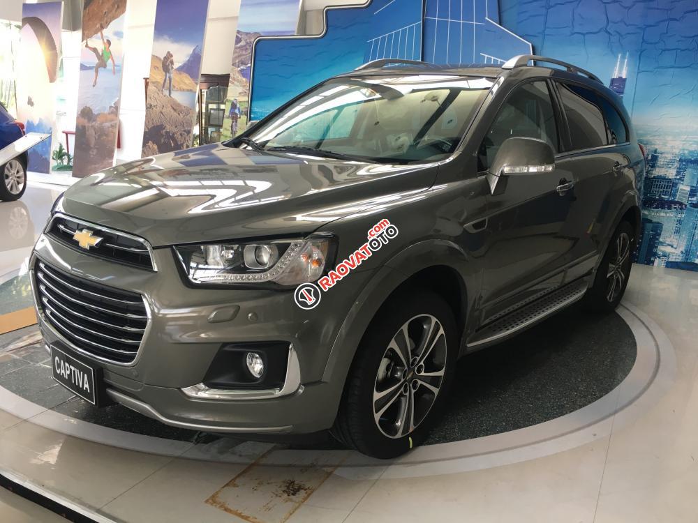 Bán xe Chevrolet Captiva Revv LTZ 2.4 AT năm 2018, hỗ trợ vay cao, lãi suất thấp, có xe giao liền-1