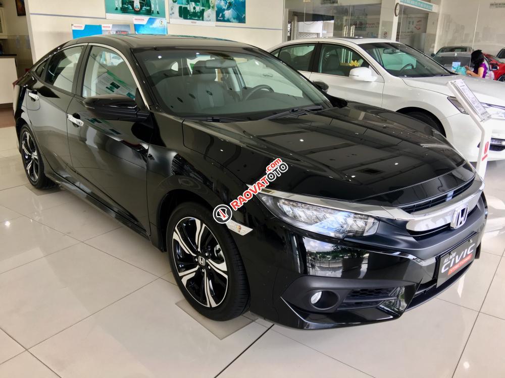 Bán Honda Civic 2018 mới (nhập Thái), đủ màu, giá tốt nhất SG, vay được 90% tại Honda Phước Thành. LH: 0902 890 998-0