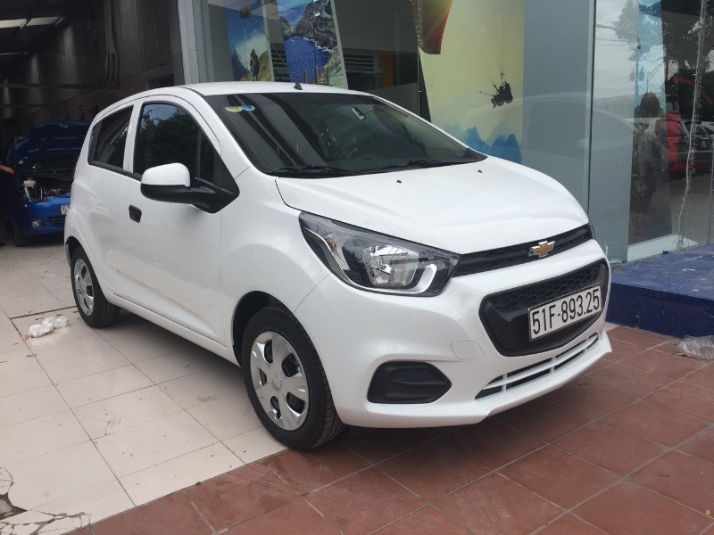 Cần bán xe Chevrolet Spark 2017, màu trắng, nhập khẩu chính hãng, giá cạnh tranh-1