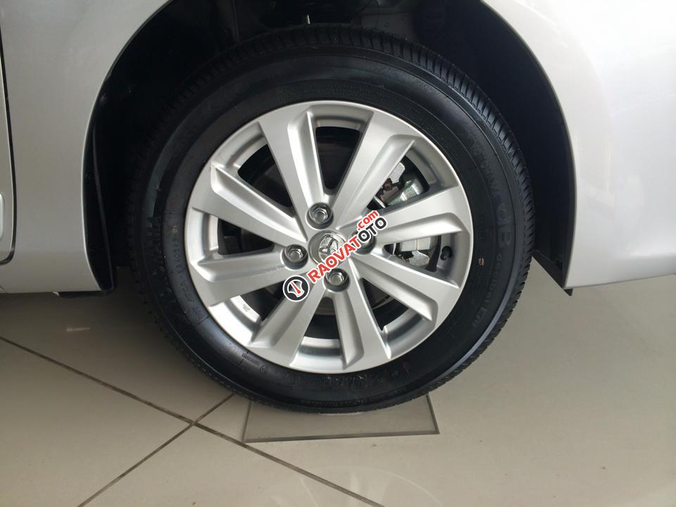 Toyota Mỹ Đình - Toyota Yaris 2017, khuyến mại cực tốt, hỗ trợ làm Uber và Grab, LH: 0976112268-5