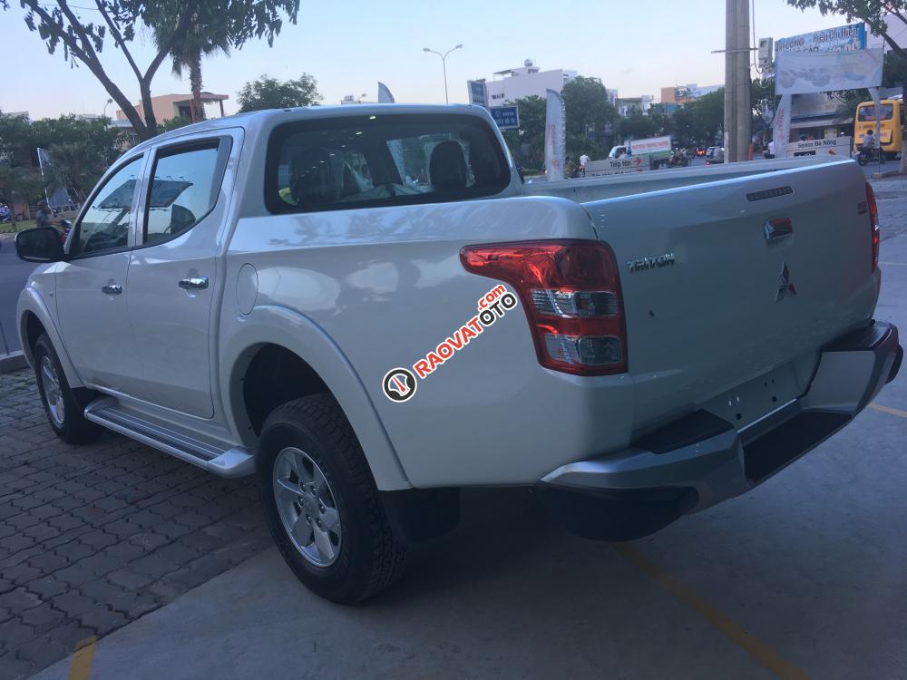 Bán Mitsubishi Triton 4x2MT 2018, màu trắng, xe nhập, giá chỉ 560 triệu-3