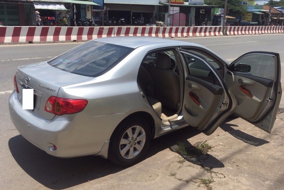 Bán Toyota Corolla altis đời 2008, màu bạc, nhập khẩu -4