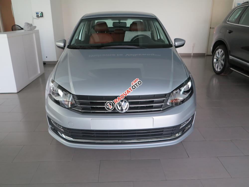 Volkswagen Polo Sedan GP nhập khẩu nguyên chiếc, còn nhiều màu, LH Long 0933689294-1