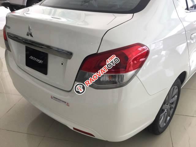 Bán xe Mitsubishi Attrage tại Mitsubishi Quảng Bình có nhiều ưu đãi lớn, giao xe tháng 5/2018. LH 0911 82 1516-15