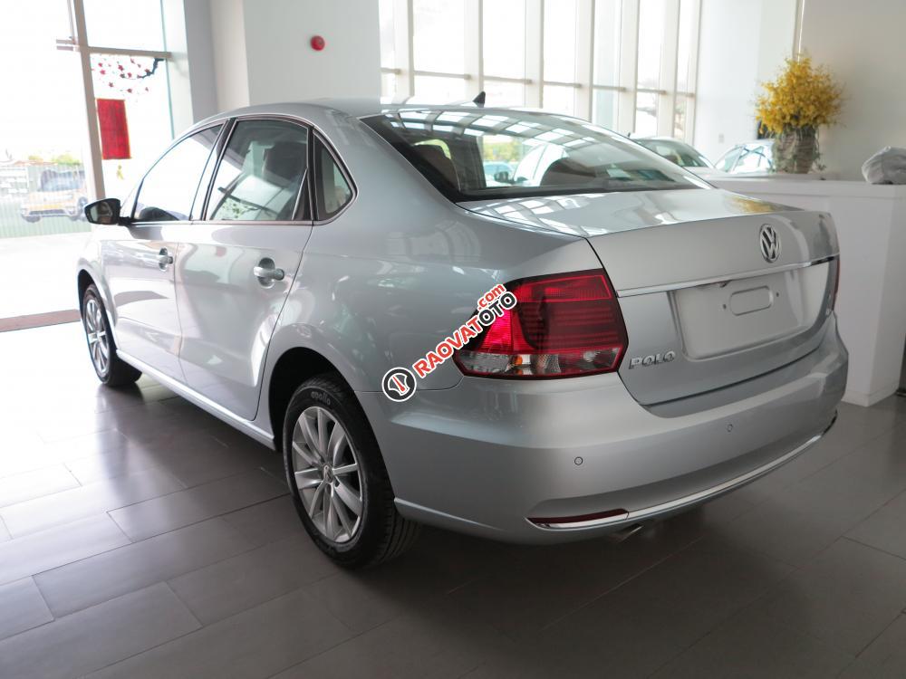 Volkswagen Polo Sedan GP nhập khẩu nguyên chiếc, còn nhiều màu, LH Long 0933689294-4